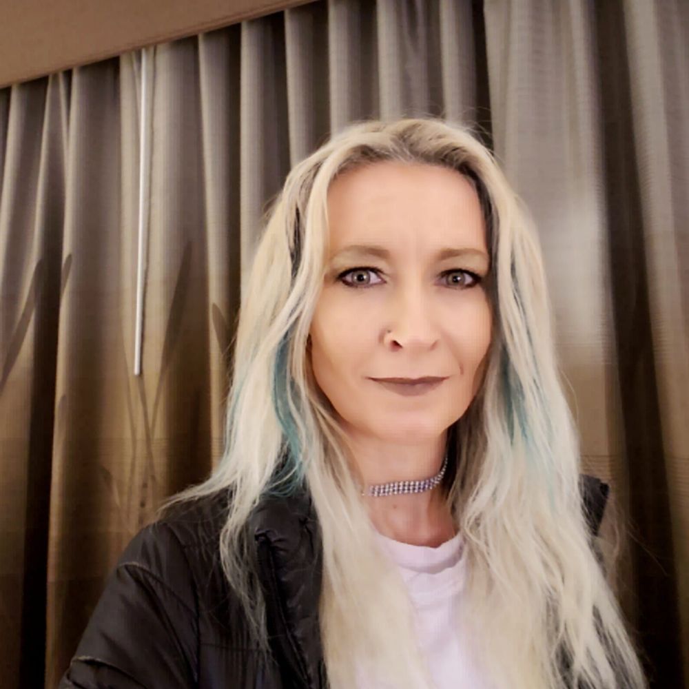 Meet your Posher, Daniela